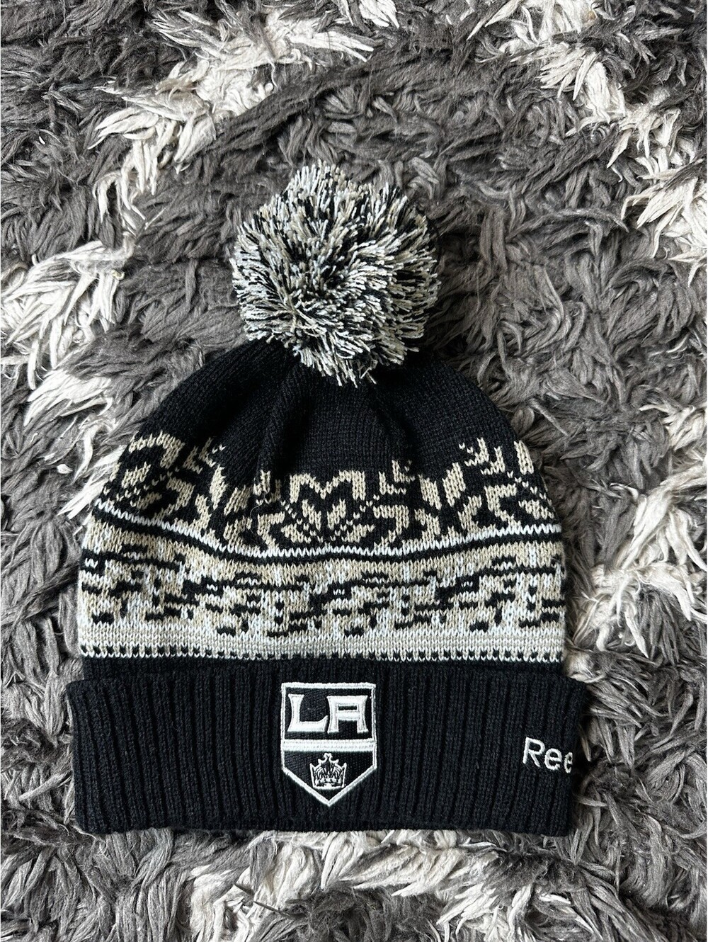 LA Kings Reebok Pom Pom Knit Beanie Hat Black Grey Winter Cap Cuffed NH